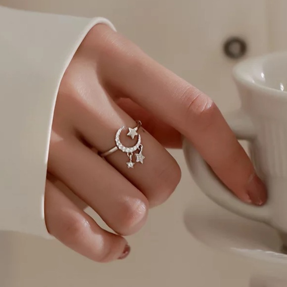 NEW MOON STAR 925 STERLING STERLING ADJUSTABLE RING, CUTE RING, SHINY RING. - Picture 2 of 6